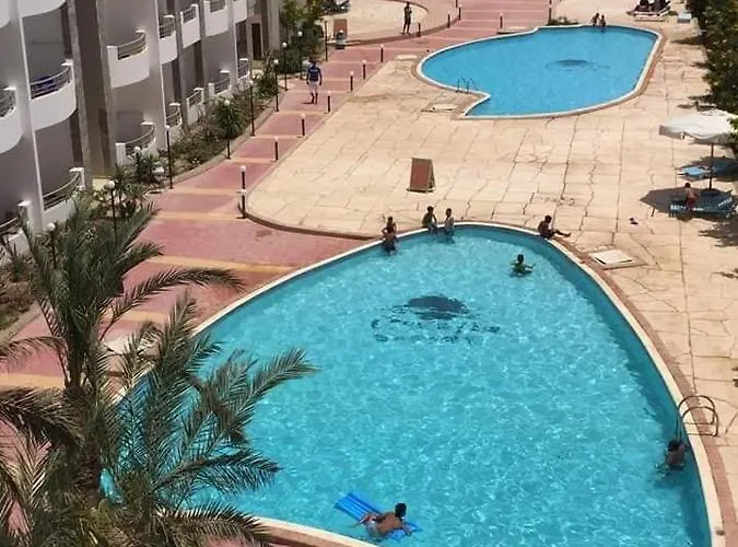 Cecelia Resort